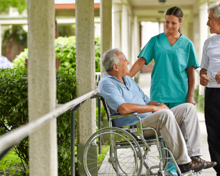 happy-seniors-nursing-home-768x401